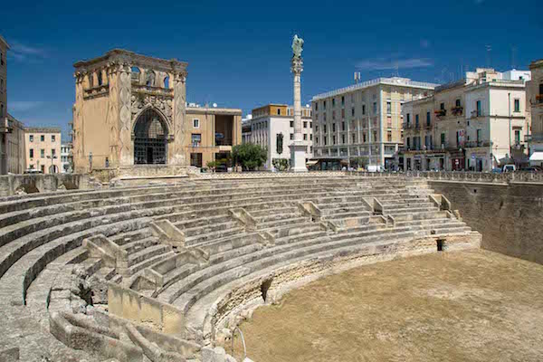 Akropolis Hiking Lecce