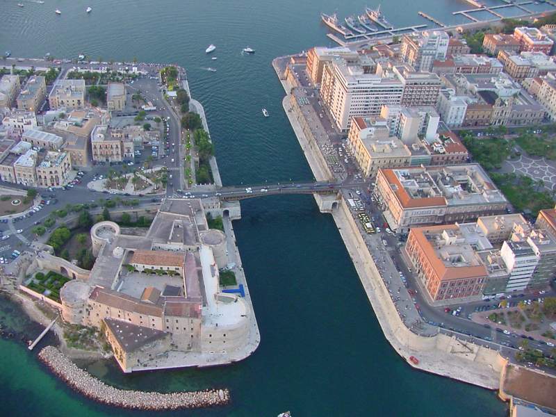 Taranto 6 - Hotel Akropolis