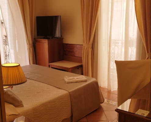 2a87c3ff 87b5 40a2 b0fd e6fd6049a153 - Hotel Akropolis